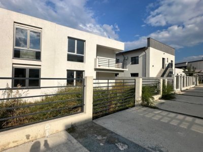 Casa situata in zona Mamaia Sat