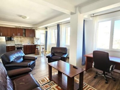 Apartament 2 camere de inchiriat, in zona Trocadero, Constanta