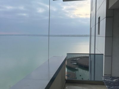 Apartament modern cu 2 camere de inchiriat, Mamaia-Sat - vedere catre lac!
