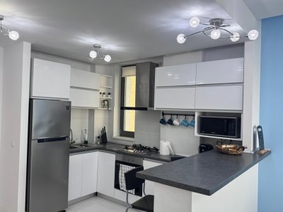 Apartament modern Mamaia Sat – 2 camere mobilate, utilate, pregătit de mutare