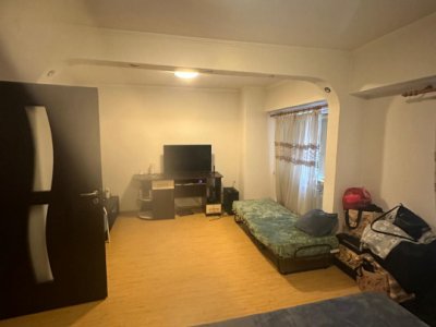 Apartament 2 camere de vanzare, situat in zona Trocadero, Constanta