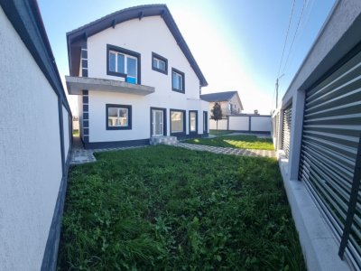 Casa unde liniștea se întâlnește cu spațiul — Lumina, Constanța