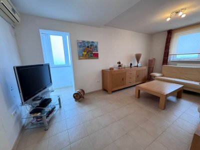 Oportunitate! Apartament 3 camere de vanzare, in Zona Centrala