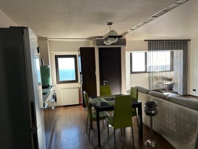 Apartament 2 camere, vedere frontală catre mare, situat in zona Faleza Nord