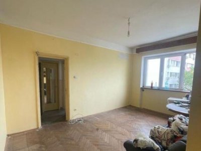 Vanzare Apartament 2 camere semidecomandat | Piata Iancului | 47 mp
