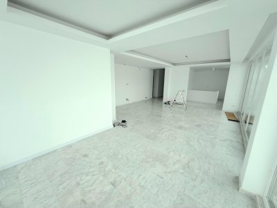 Penthouse 4 Camere cu priveliste panoramica - 244mp | Green Garden