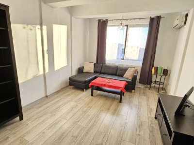 De inchiriat apartament 2 camere - Bucurestii Noi 