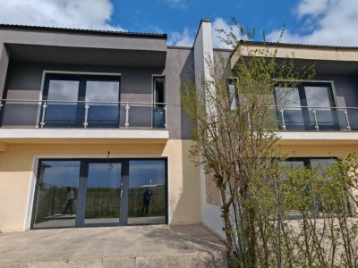 Vanzare vila duplex Corbeanca