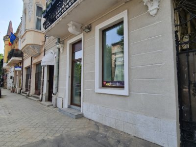 Spatiu comercial de vanzare 65 mp in zona Unirii