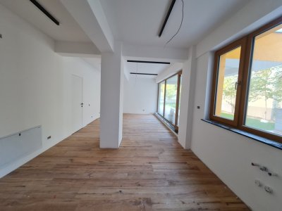 Apartament 3 camere cu terasa si gradina 64 mp, bloc boutique, Domenii