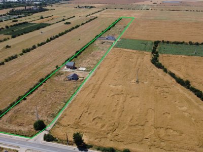 Lot Intravilan In Rate Com. Berceni | utilitati: curent/gaz | #MG4EBF