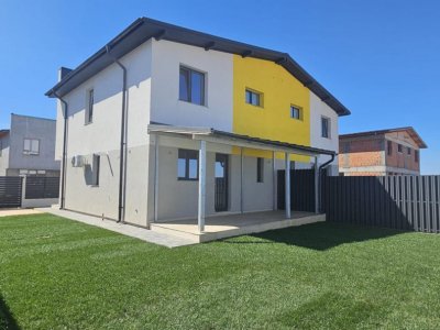 Casa 4 camere, P+1, 99mp | gaz, curent, apa si canal | Acces rapid DR9