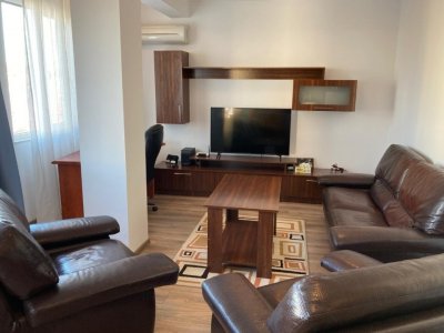 închiriere Apartament spațios Trocadero