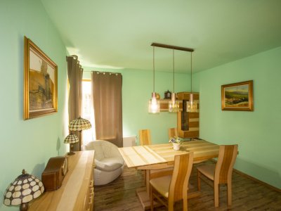 Vânzare Vilă cu Personalitate – Zona Tudor Vladimirescu | Lângă Palatul Parlamen